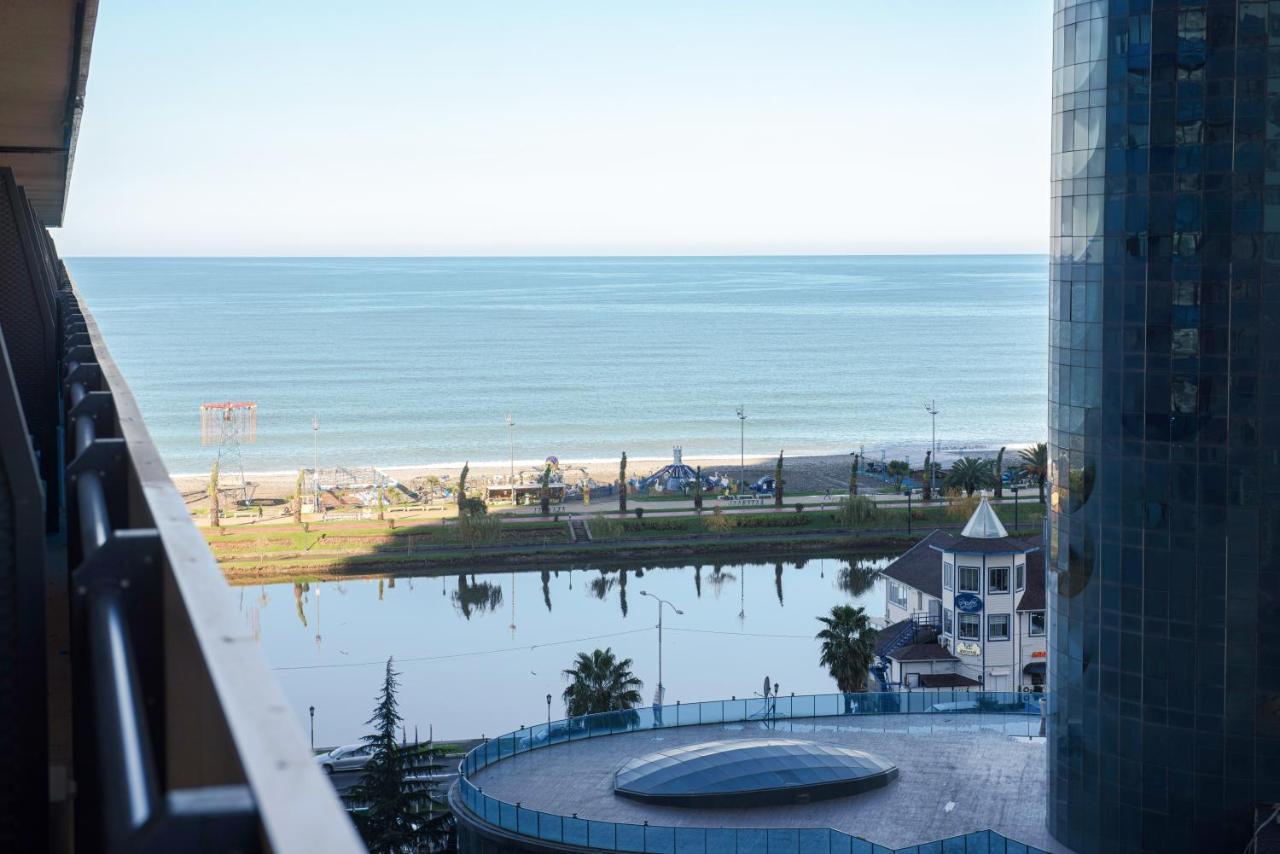 באטומי Orbi City Aparthotel מראה חיצוני תמונה