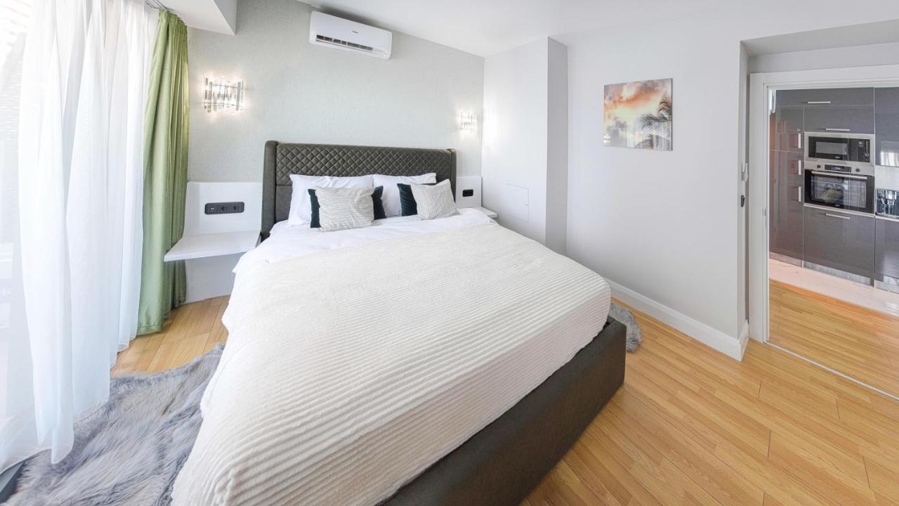 באטומי Orbi City Aparthotel מראה חיצוני תמונה