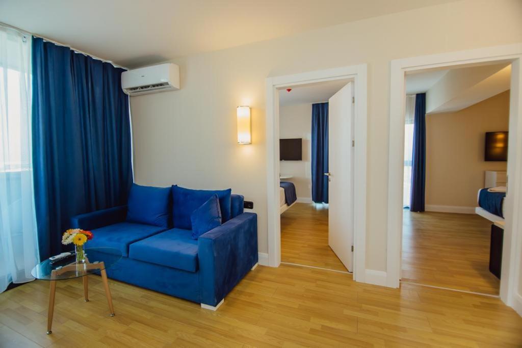 באטומי Orbi City Aparthotel מראה חיצוני תמונה